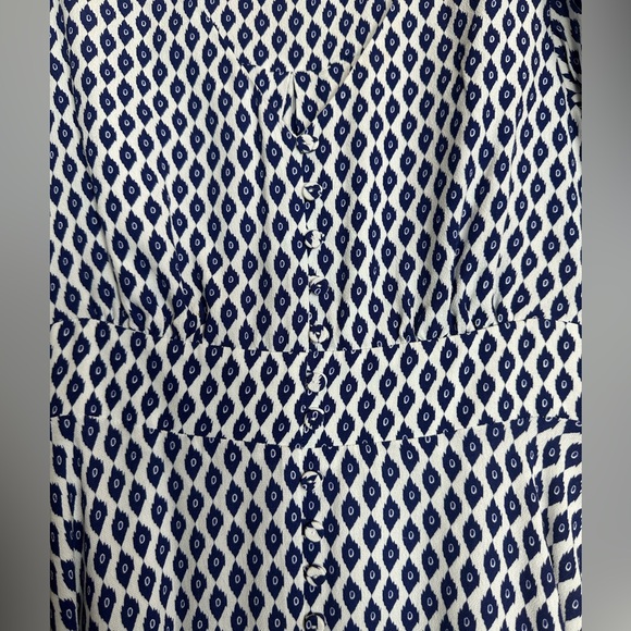 A Loves A pattern blue and white dress - Picture 4 of 6